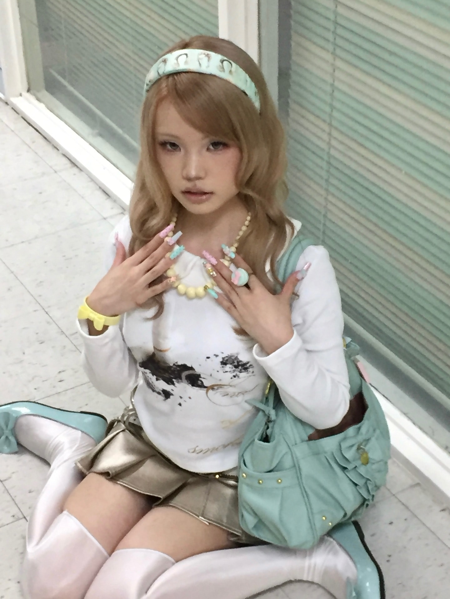 Nail art and personal style shared by @peyjenn, set 4, frame 1