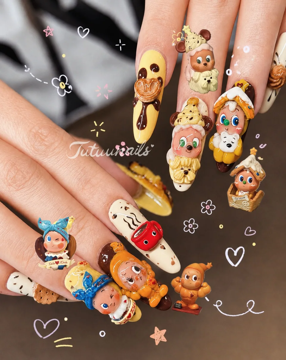 TUTUUNAILS manicure: dimensional doll characters and dessert motifs